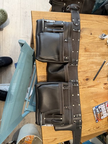 Buffalo dark brown - dark, leather